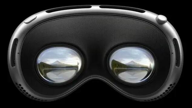 1686043588121629.jpg 蘋(píng)果頭顯.jpg